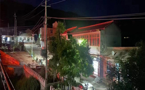 托里太阳能路灯在暴雪天气下的应对策略