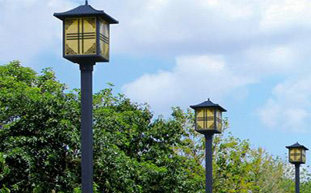 太阳能托里庭院灯怎么选亮度与续航更耐用 太阳能托里庭院灯怎么选亮度与续航更耐用