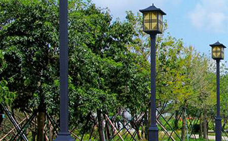 太阳能托里庭院灯价格为何差三倍？关键看这几点